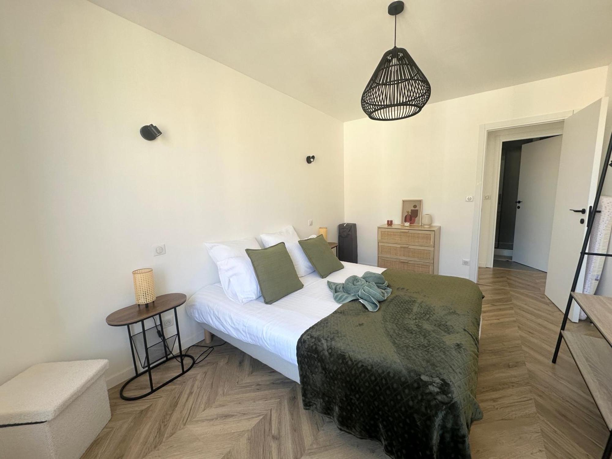 Appartement Cosy & Moderne 6 Personnes Centre Charleville-Mezieres - Ardennes Екстер'єр фото